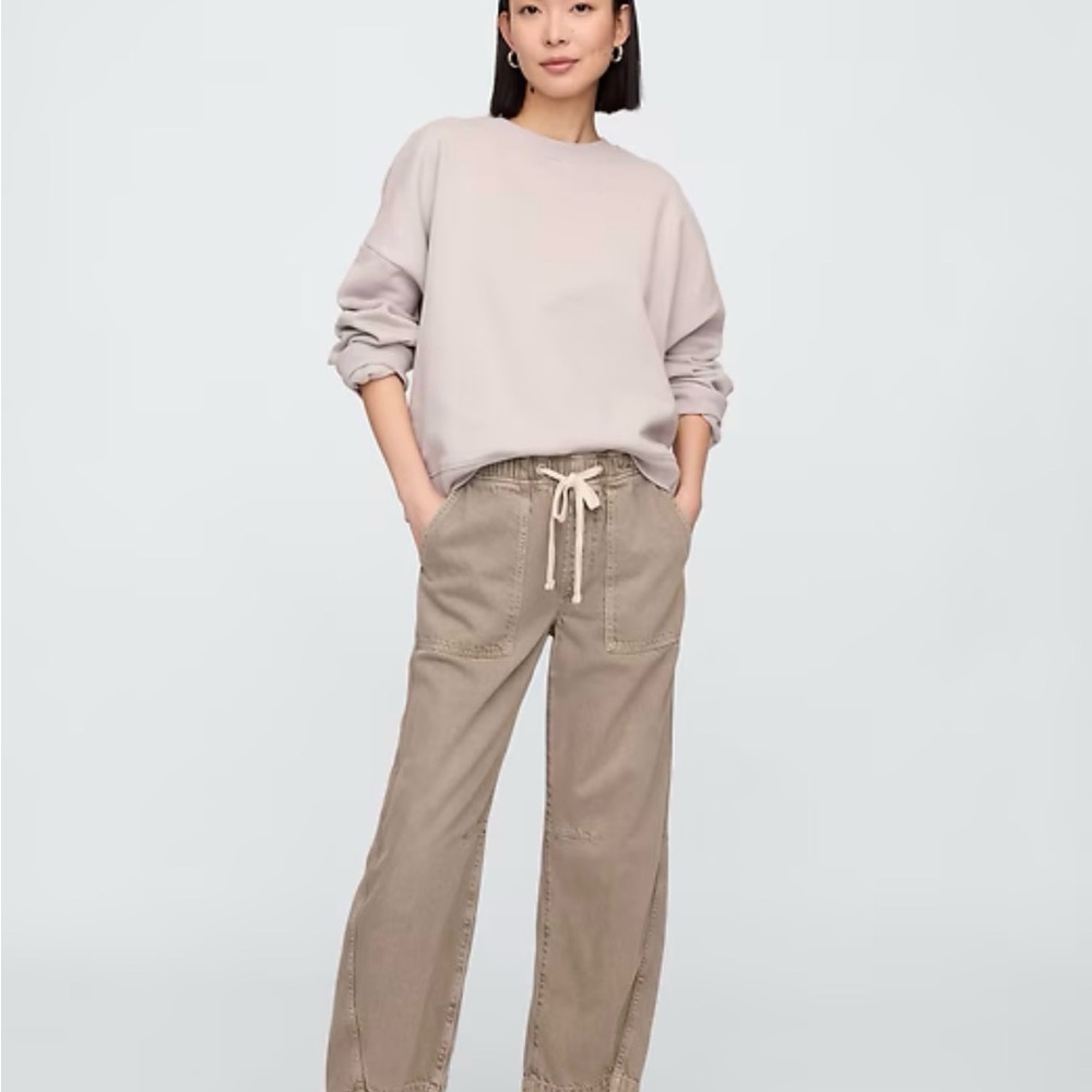 Mid Rise SuperSoft Pull-On Barrel Jeans